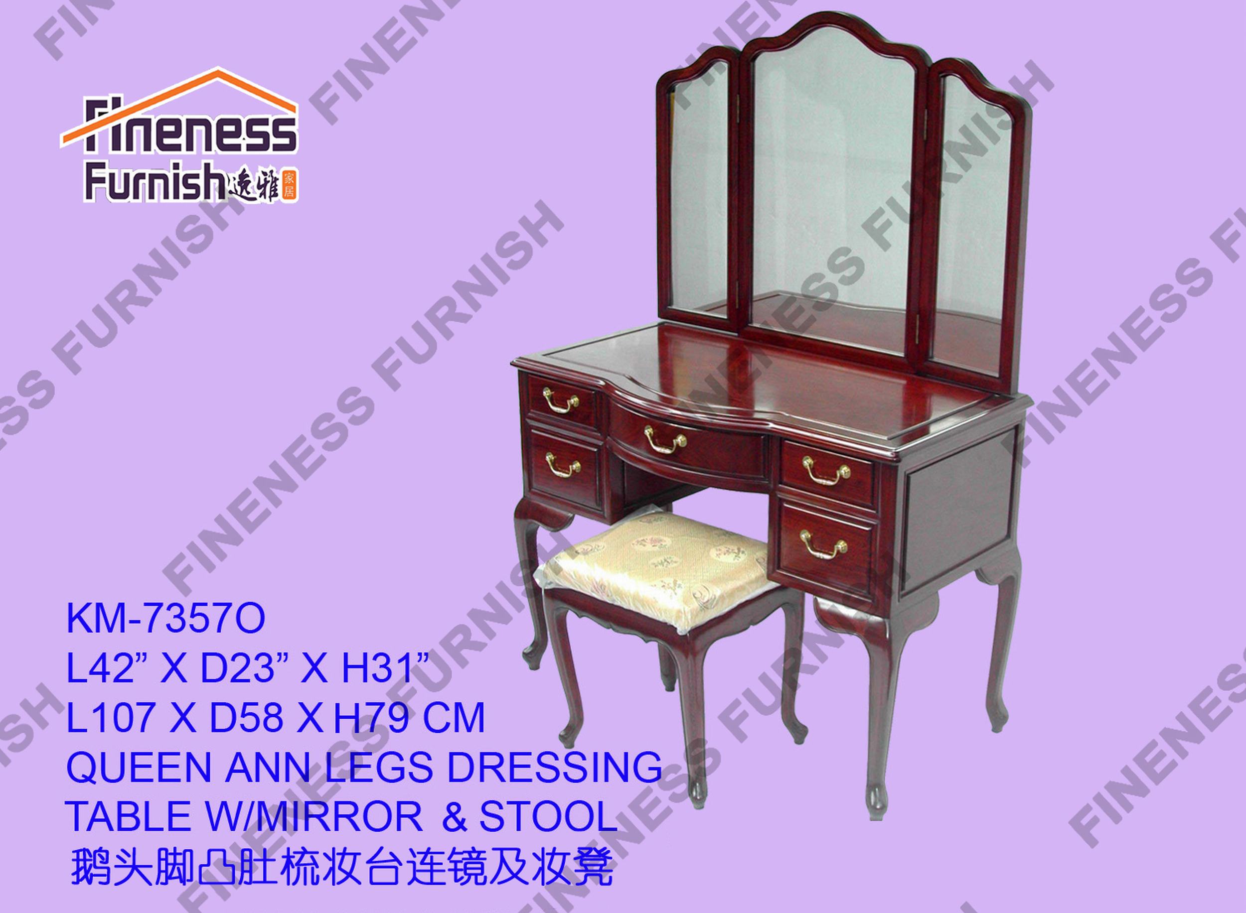 QUEEN ANN LEGS DRESSING TABLE W/MIRROR & STOOL
